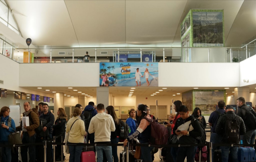 Publicidad_ en_ Aeropuertos3