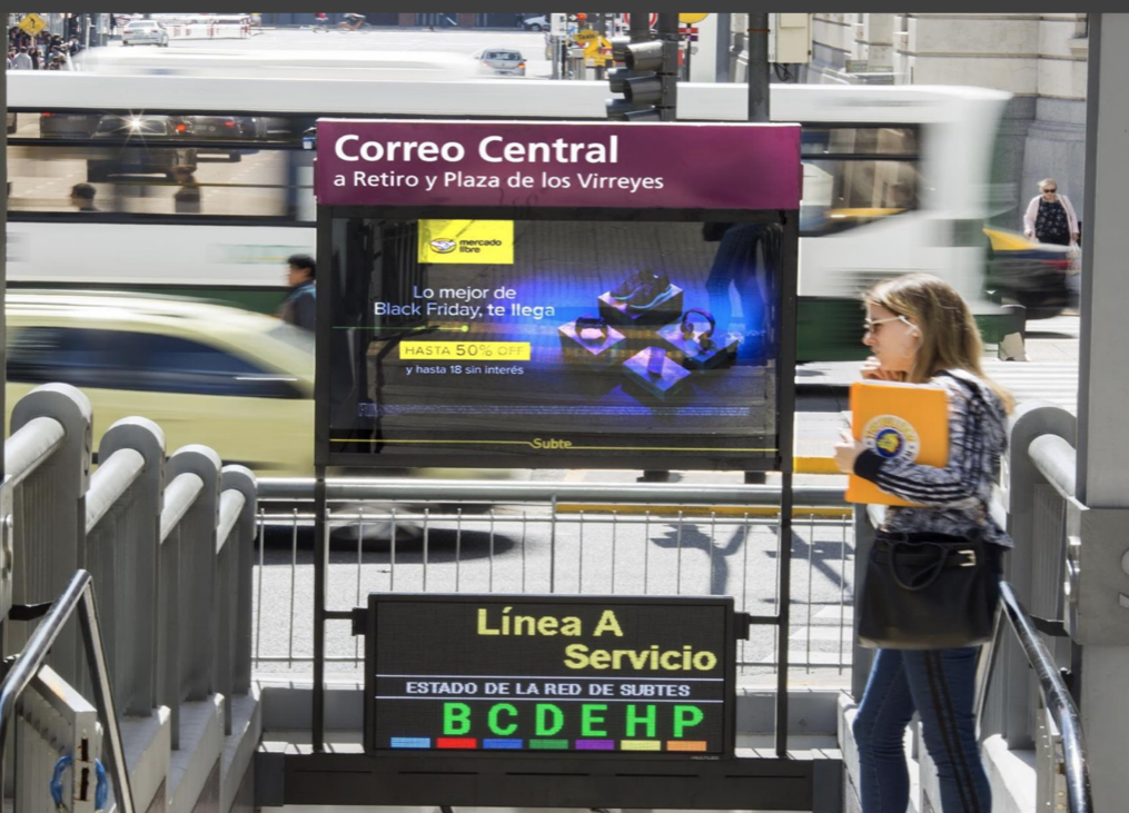 Publicidad_en_Subte_boca_de_acceso